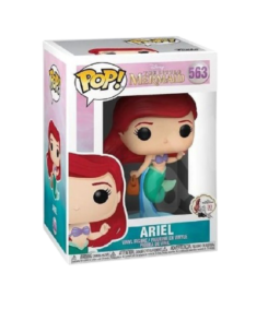 Boîte officielle de la Funko Pop Ariel #563 de La Petite Sirène Disney sur fond transparent, avec la figurine visible à travers la fenêtre de présentation.