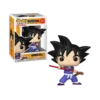 Funko Pop Goku avec Nyoibou #1922 et sa boîte officielle Dragon Ball