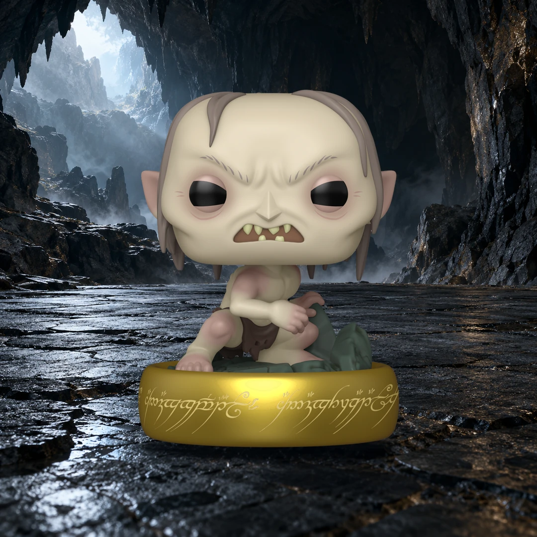 Gollum et son socle-anneau photographiés dans une composition de grotte rocheuse.